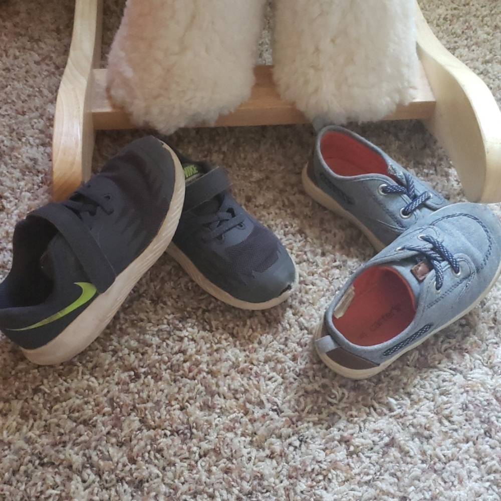 Boys toddlers size 8 and 9 shoes